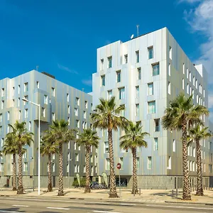Apartment Urban District - Rambla & Pool, Barcelona
